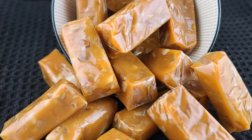 Homemade Caramels: Plain